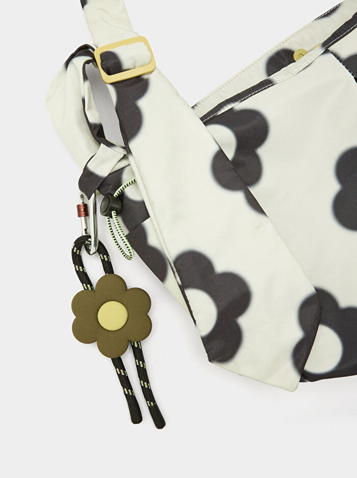 Çiçek Desenli Teknik Kumaş Omuz Çantası M