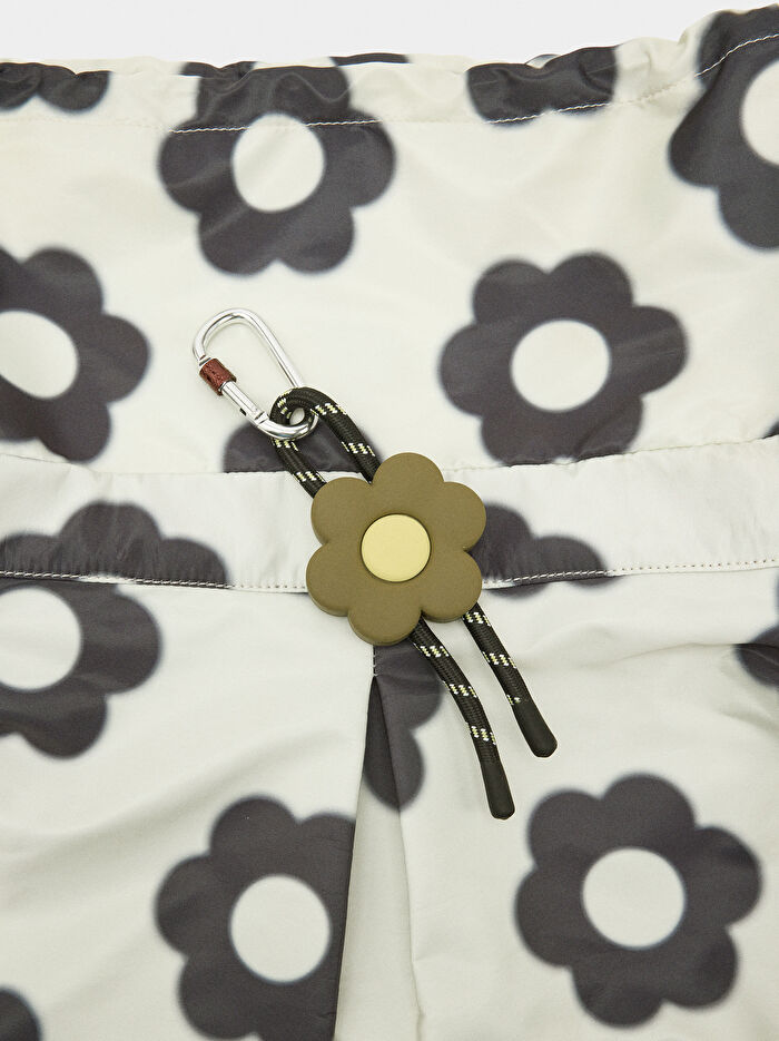 Çiçek Desenli Teknik Kumaş Omuz Çantası M