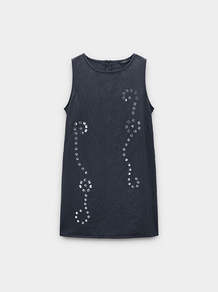 Parlak Detaylı Kısa Elbise