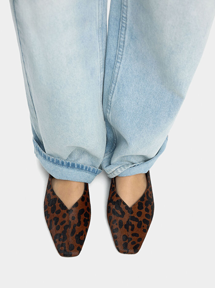 Hayvan Desenli Deri Babet