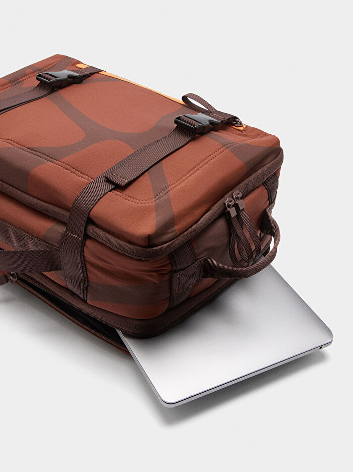 Teknik Kumaş Uzatılabilir Kabin Sırt Çantası