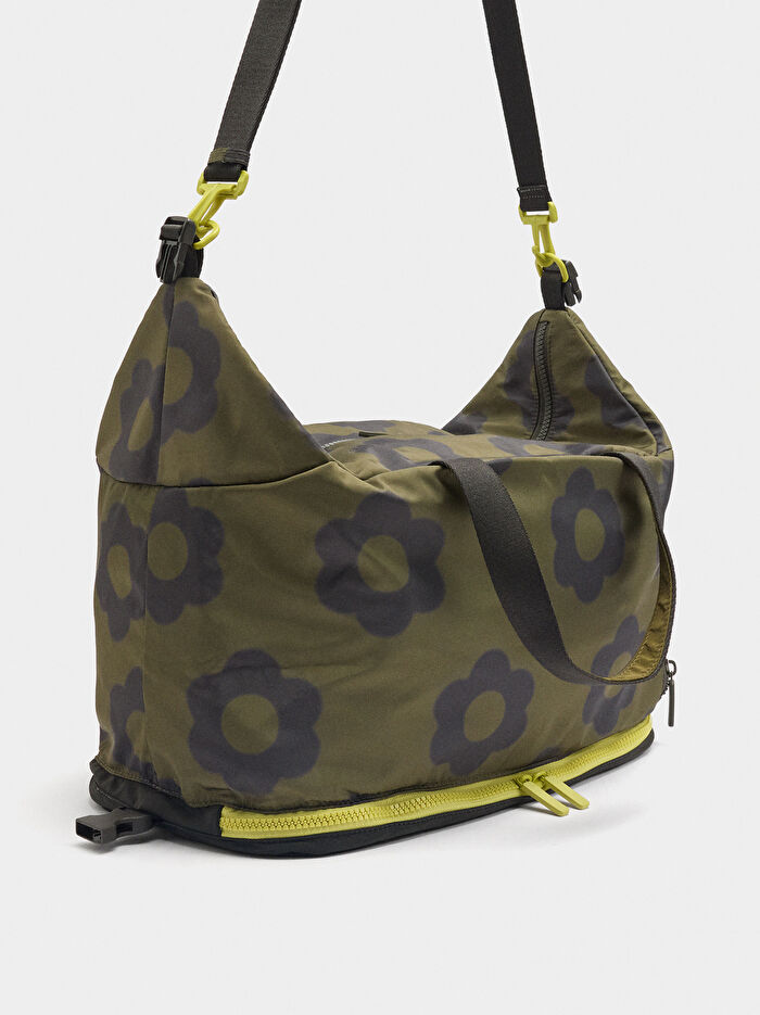 Çiçek Desenli Teknik Kumaş Spor Çantası