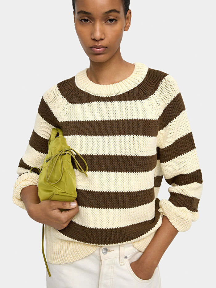 Çizgili Örme Kazak