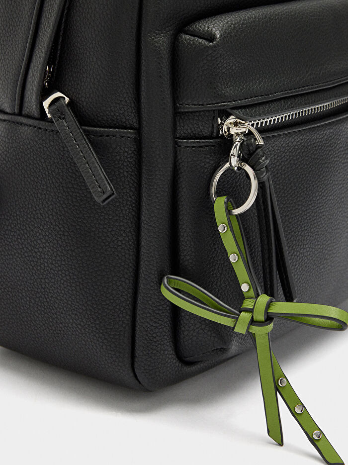 Charm'lı Basic Sırt Çantası