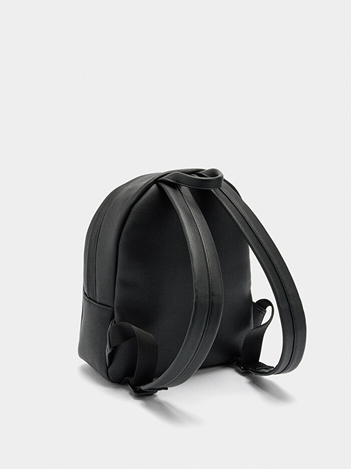 Charm'lı Basic Sırt Çantası