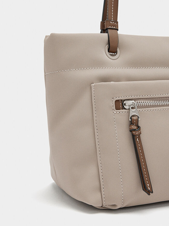 Charm'lı Tote Çanta