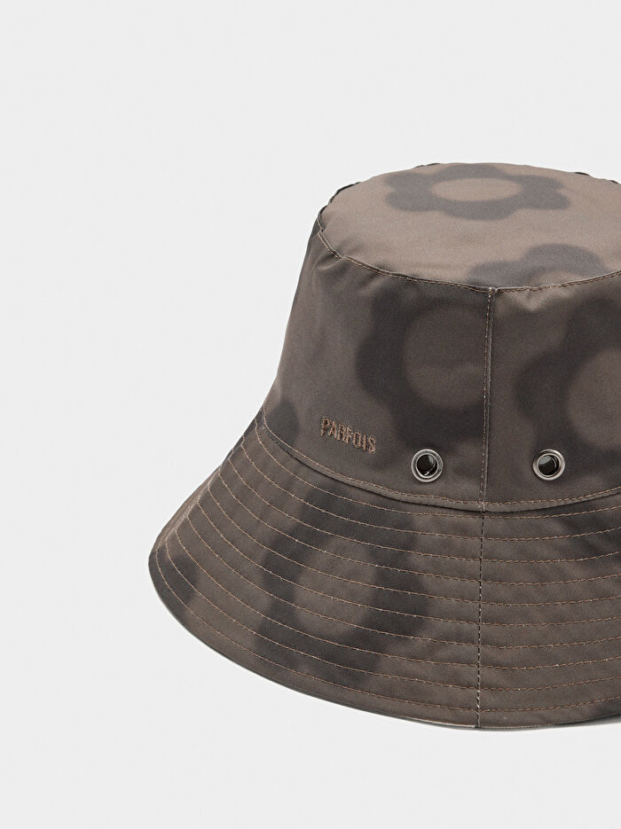 Çiçek Desenli Çift Taraflı Teknik Kumaş Şapka