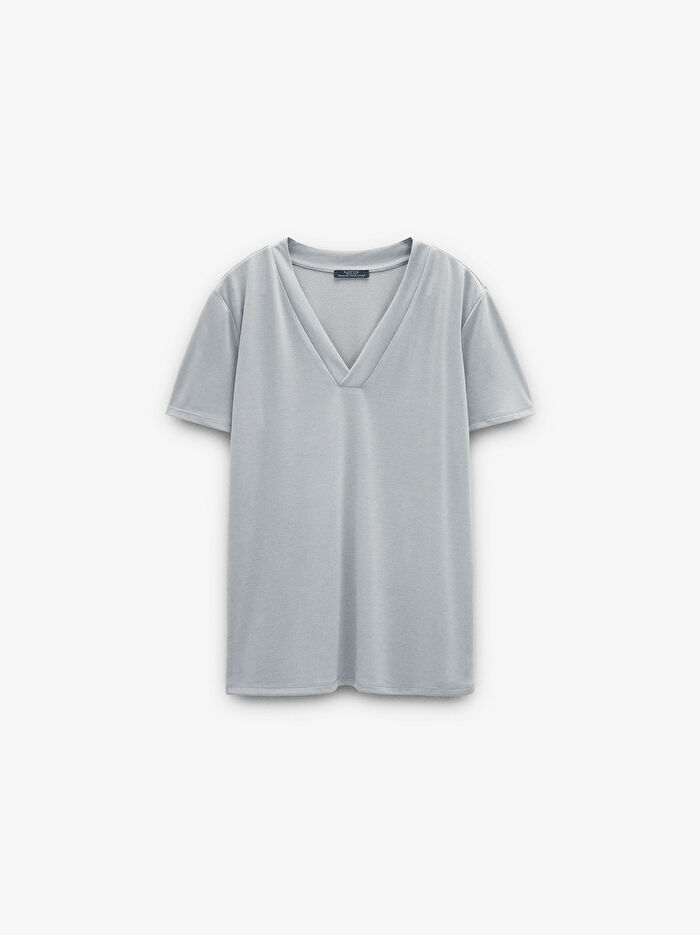 V-Yaka Basic T-shirt