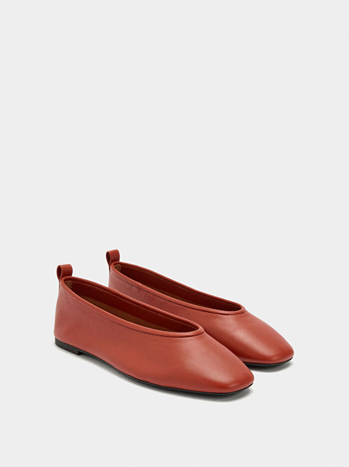 Kayışlı ve Tokalı Deri Babet