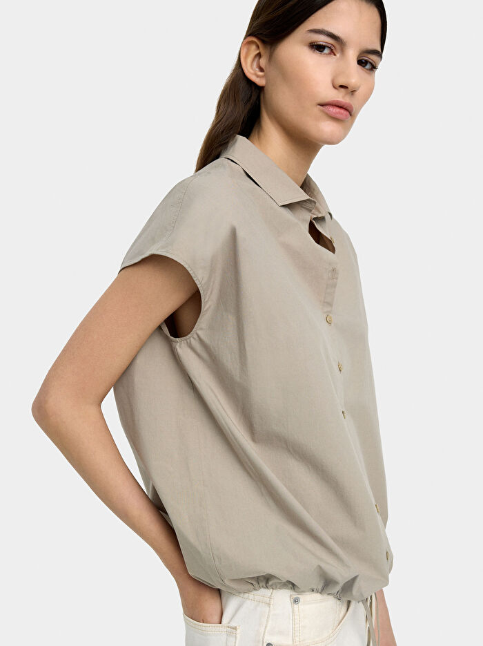 %100 Pamuklu Kısa Kollu Gömlek