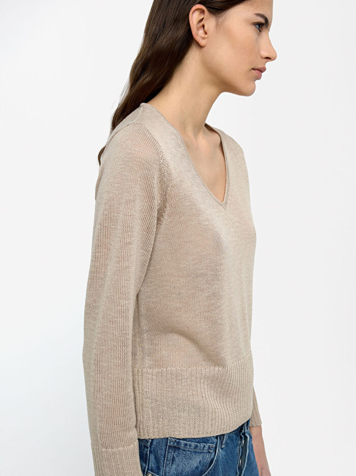 Yarı Şeffaf Örme Kazak