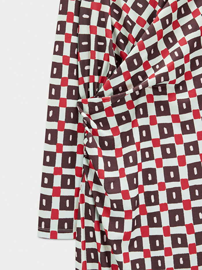 Drapeli Kare Desenli Elbise