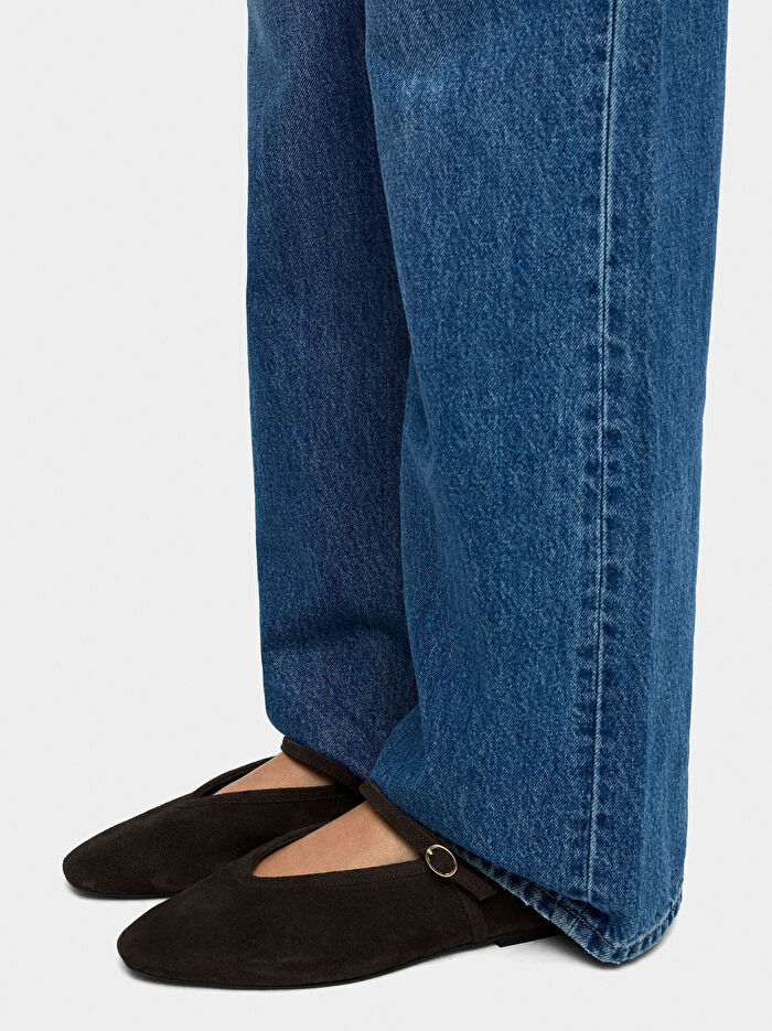 Kayışlı ve Tokalı Deri Babet