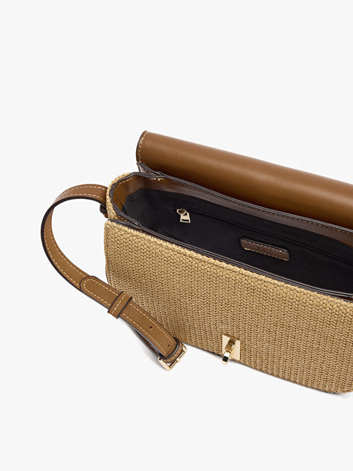 Hasır Efektli Kapaklı Çapraz Çanta