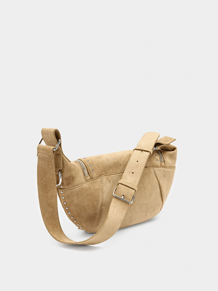 Zımba Detaylı Deri Efektli Çapraz Askılı Çanta