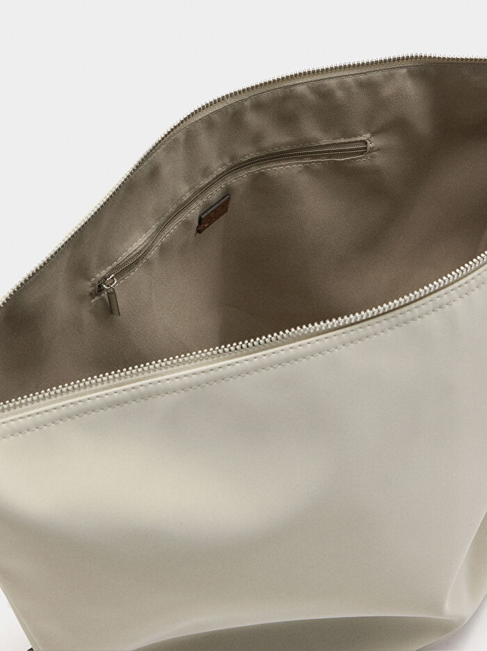 Charm'lı Yumuşak Dokulu Omuz Çantası