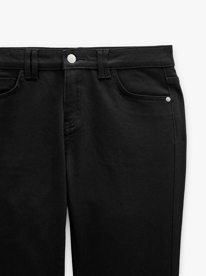 Fermuar Detaylı Denim Pantolon