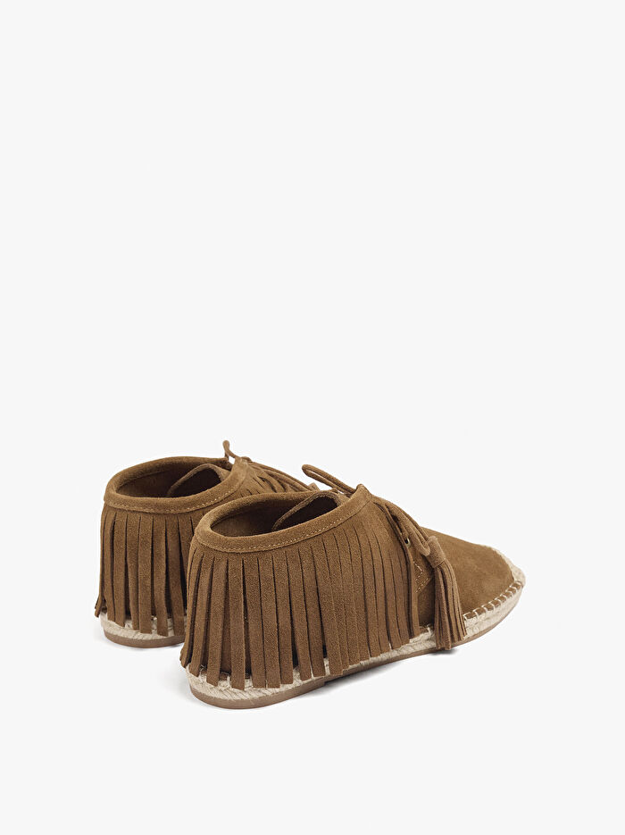 Püskül Detaylı Jüt Deri Ayakkabı