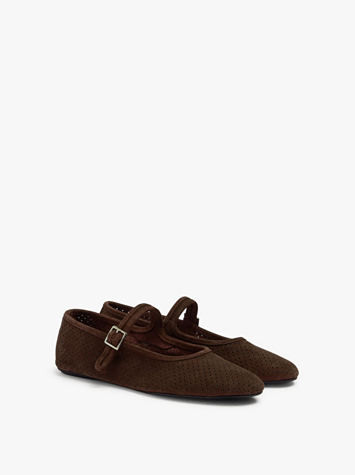 Kayışlı ve Tokalı Deri Babet