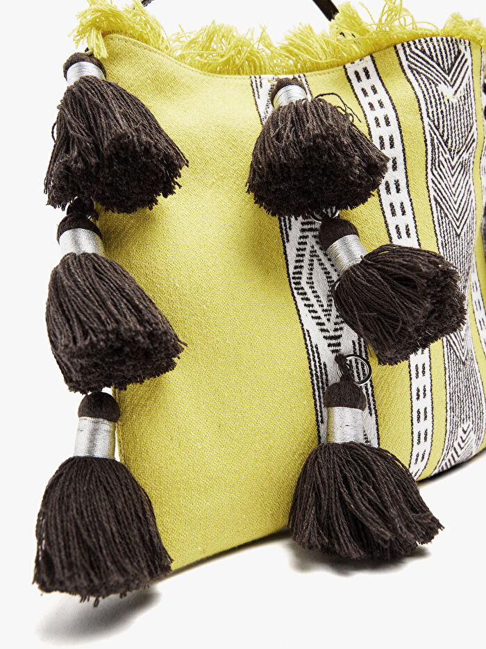 Püsküllü Kumaş Omuz Çantası