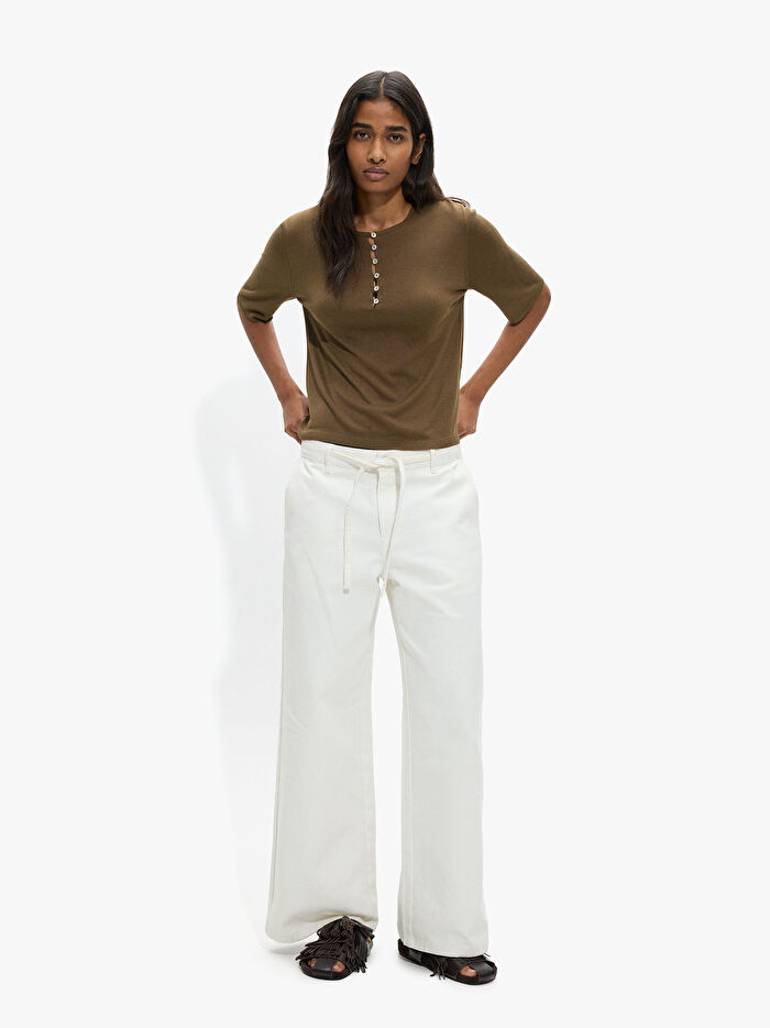 Düğmeli Örme Kazak