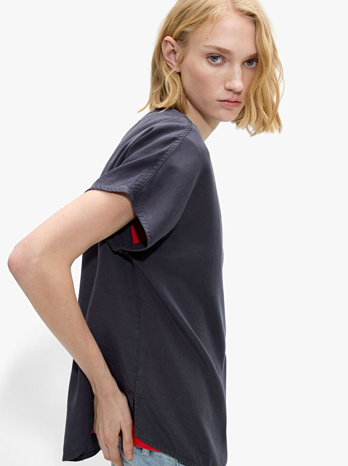 %100 Liyosel Düz T-Shirt