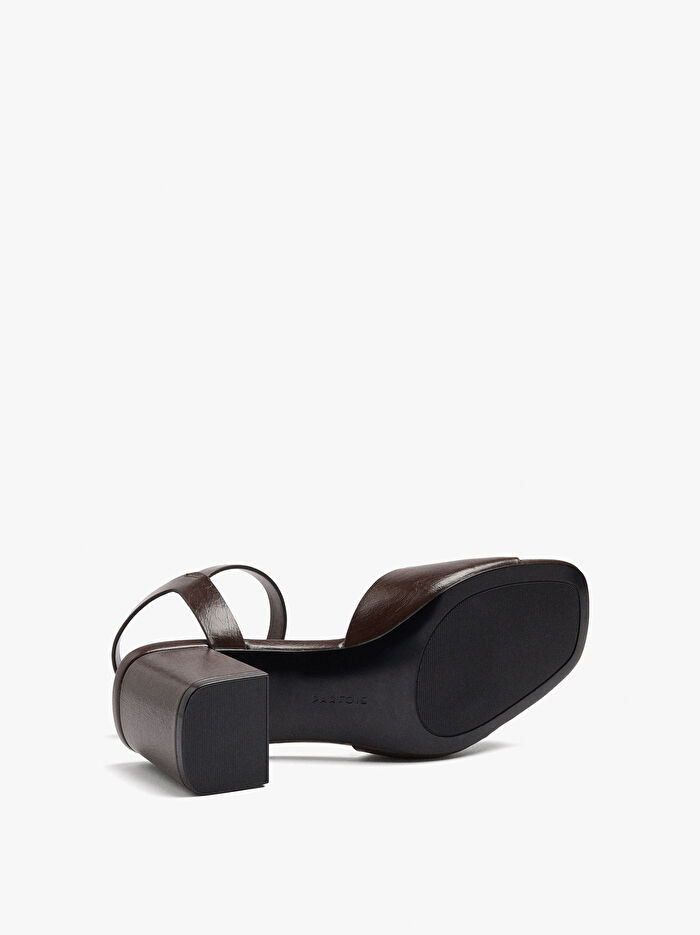 Kalın Topuklu Sandalet