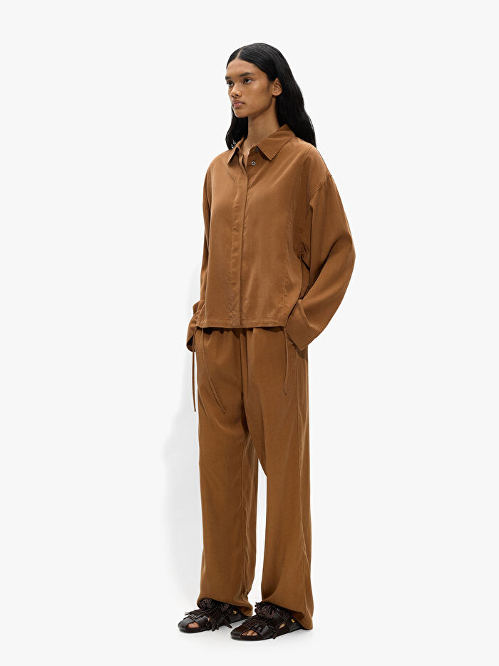 %100 Liyosel Düz Gömlek