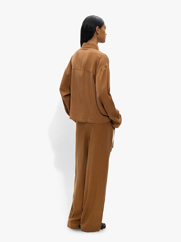 %100 Liyosel Düz Gömlek