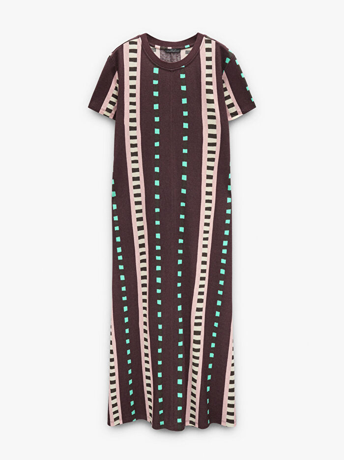 Kontrast Detaylı Uzun Desenli Elbise