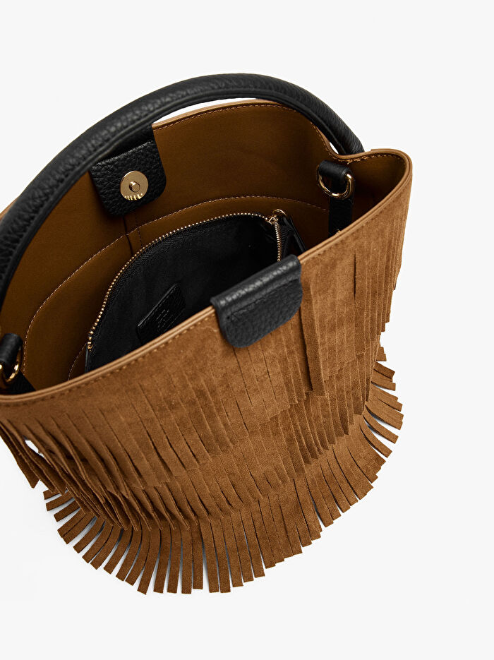 Püsküllü Bucket Çanta