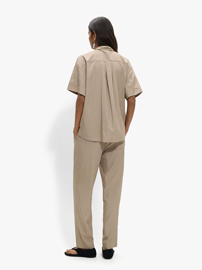 Kırışık Efektli ve Cepli Gömlek