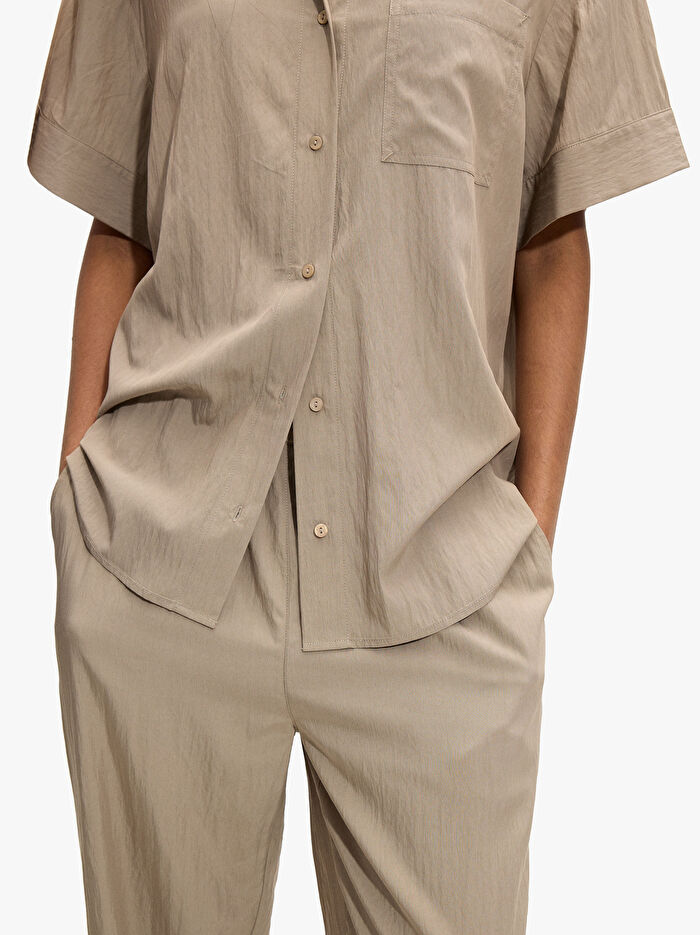 Kırışık Efektli ve Elastik Bel Pantolon