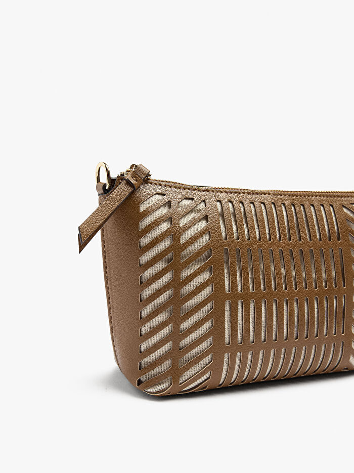 Delikli Çapraz Askılı Çanta