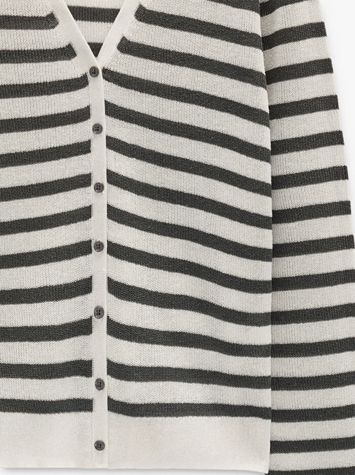 Çizgili Örme Hırka