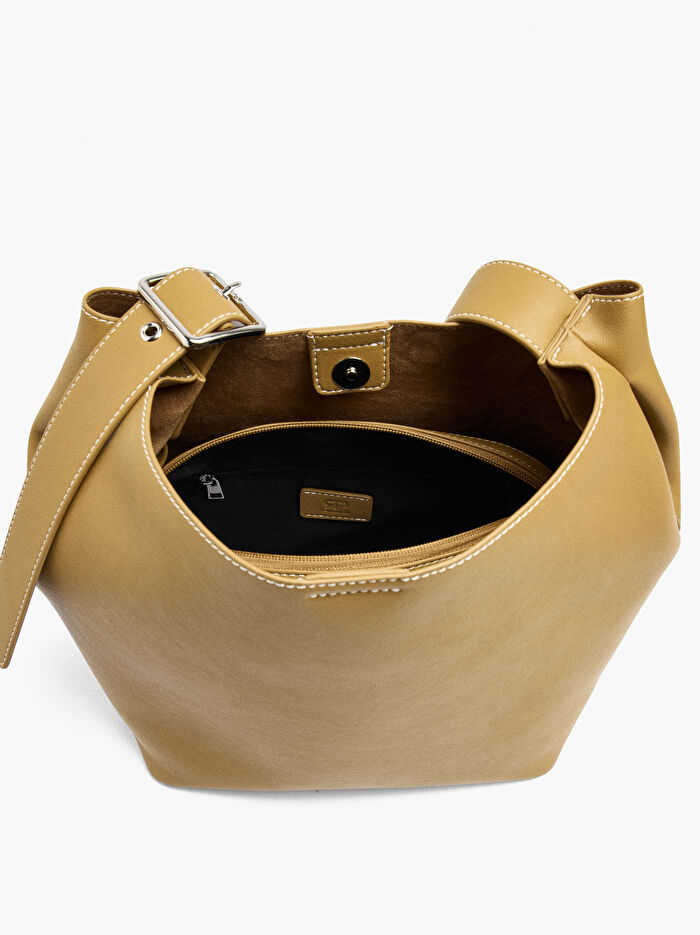 İçi Çıkarılabilir Omuz Çantası