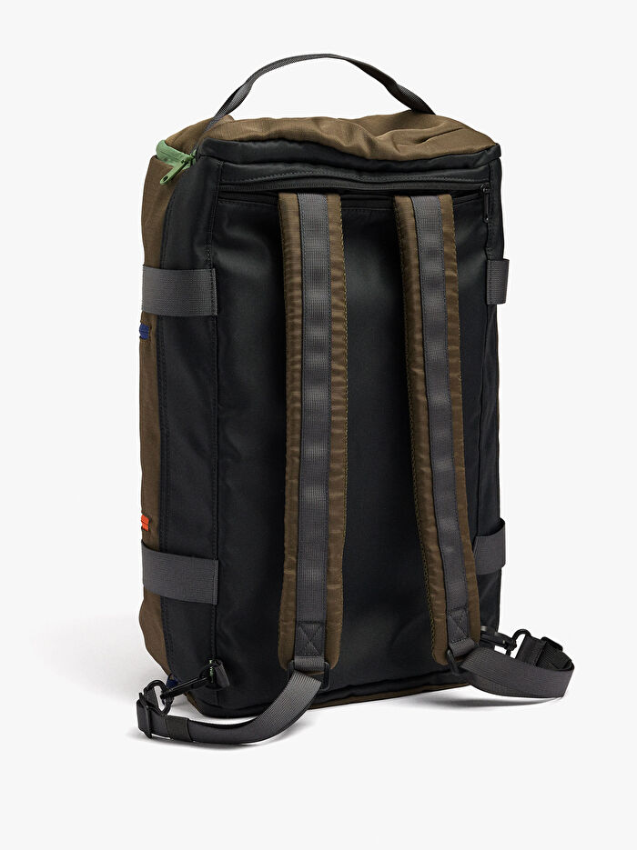 Teknik Kumaş Spor Çantası