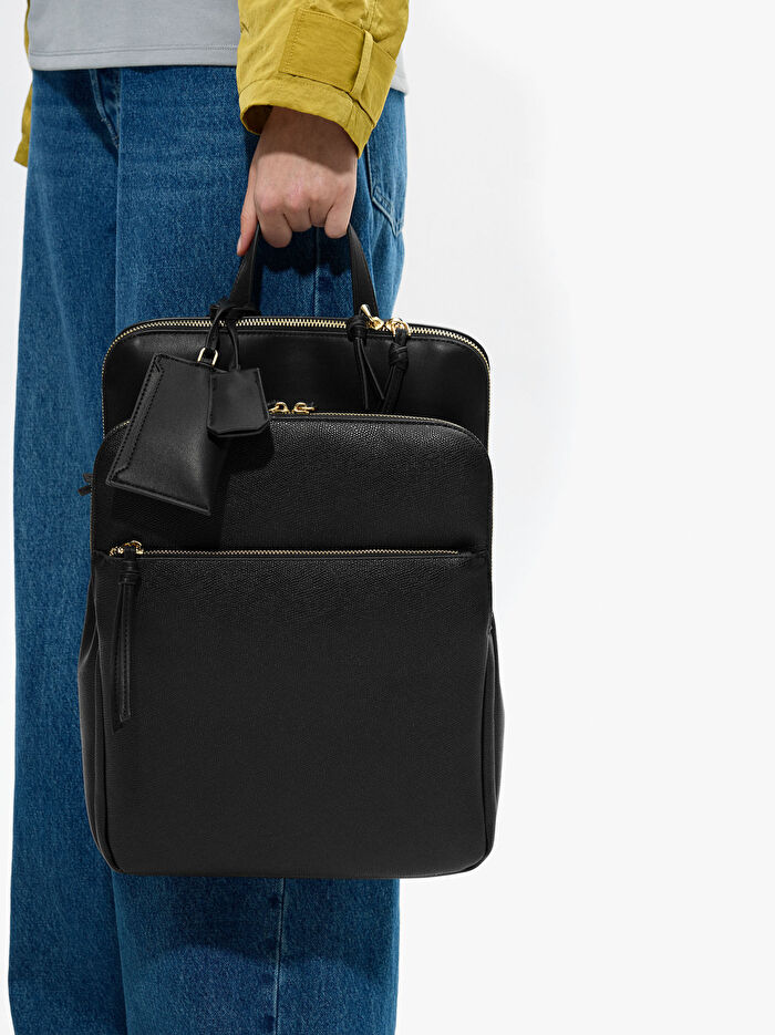 Askılı 15” Laptop Sırt Çantası