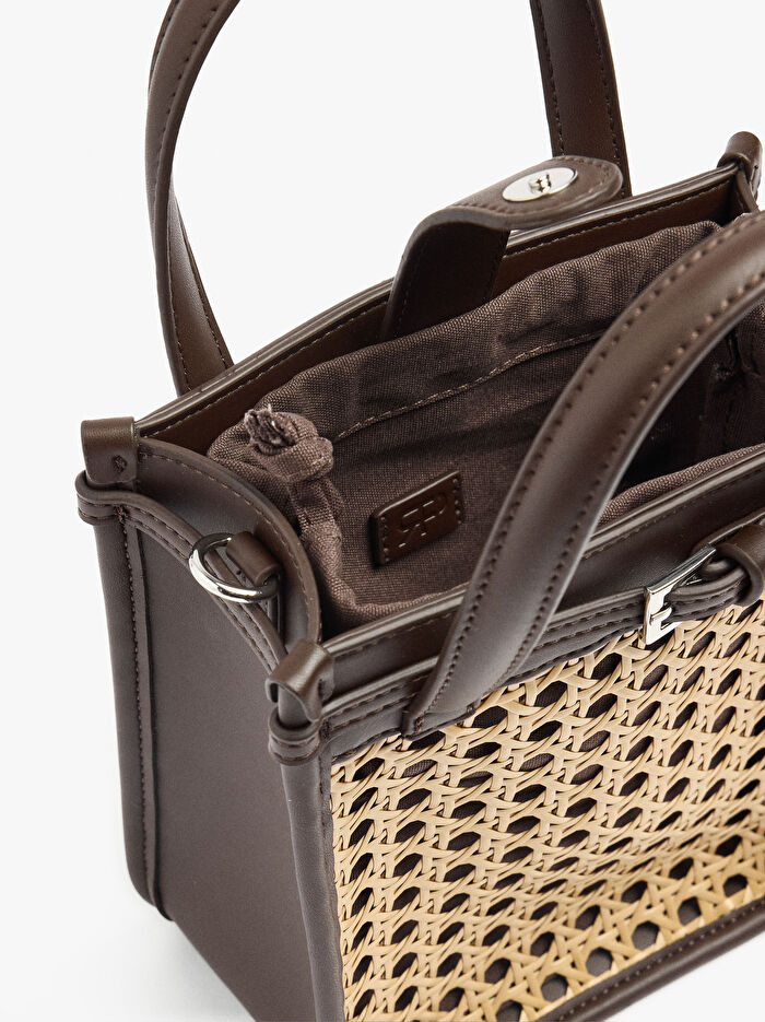 Hasır ve Çapraz Askılı El Çantası