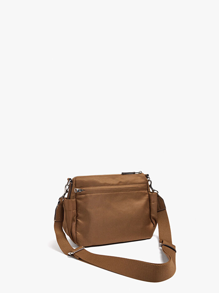 Dış Cepli Teknik Kumaş Çapraz Askılı Çanta