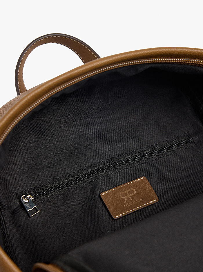 Charm'lı Basic Sırt Çantası