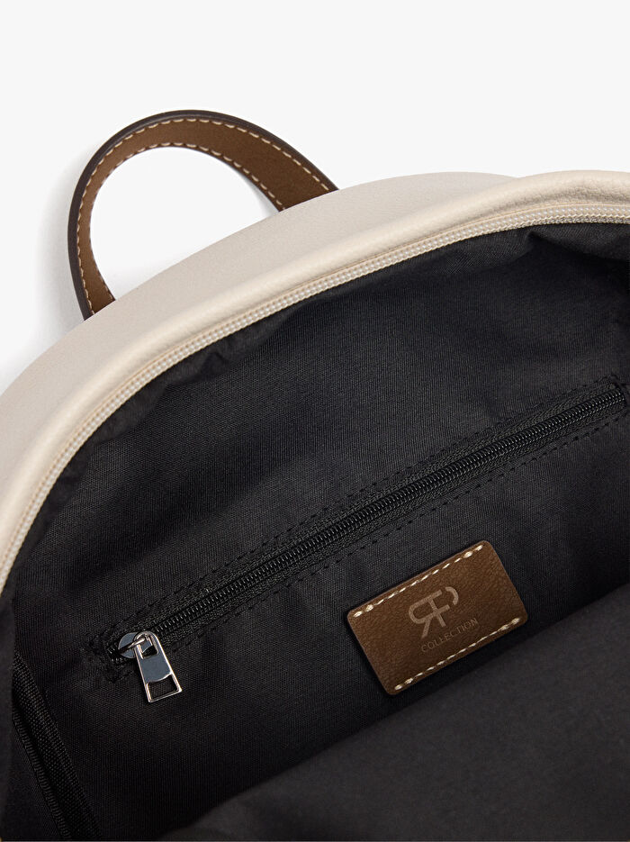 Charm'lı Basic Sırt Çantası