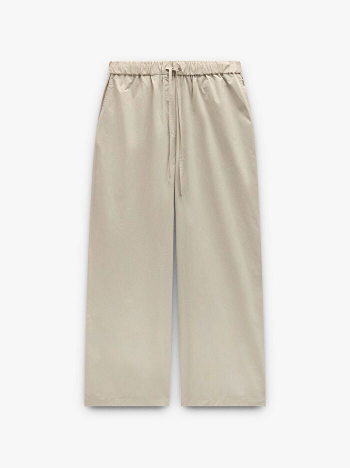 %100 Pamuklu Düz Kesim Pantolon