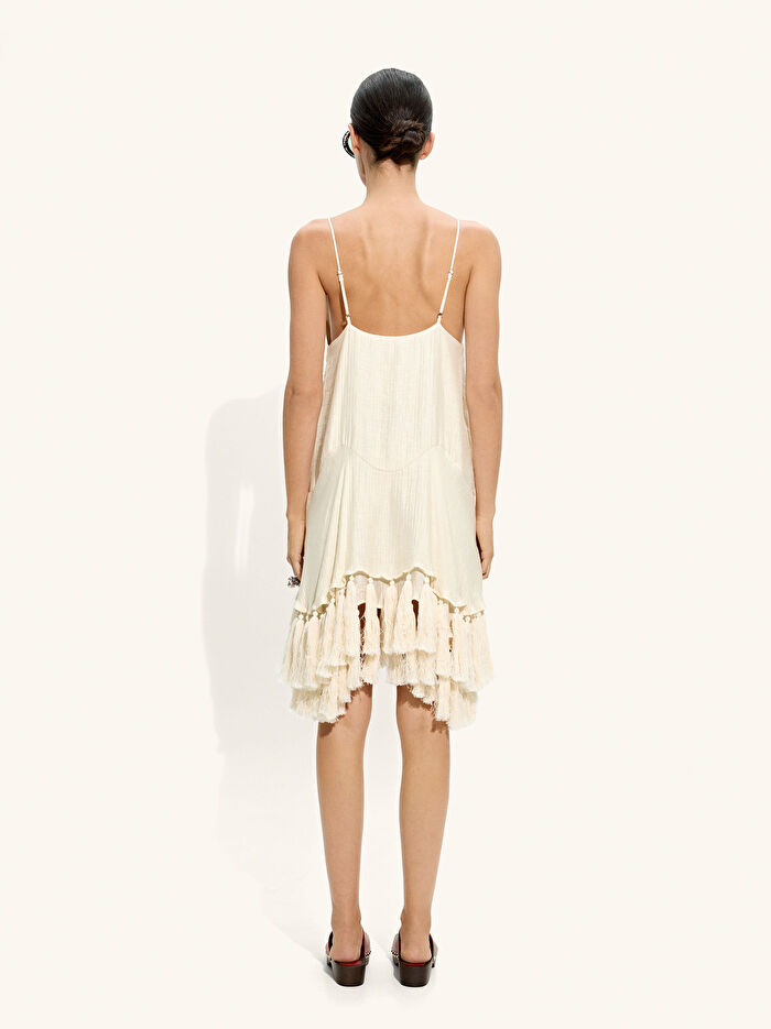 Püsküllü Askılı Dökümlü Elbise