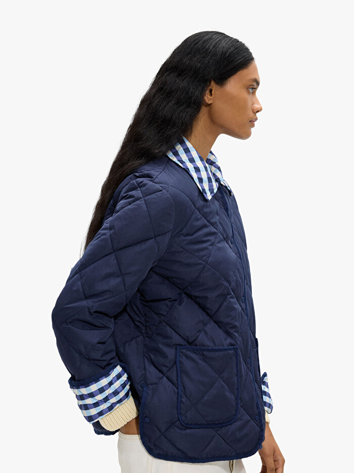 Kareli Yaka ve Manşetli Kapitone Ceket