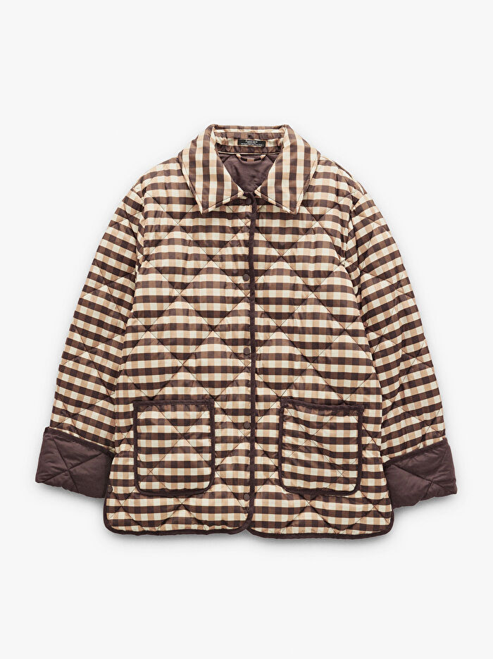 Kareli Yaka ve Manşetli Kapitone Ceket