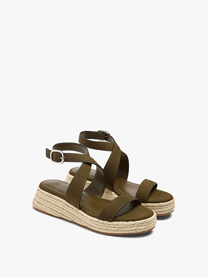 Toka Detaylı Platform Sandalet