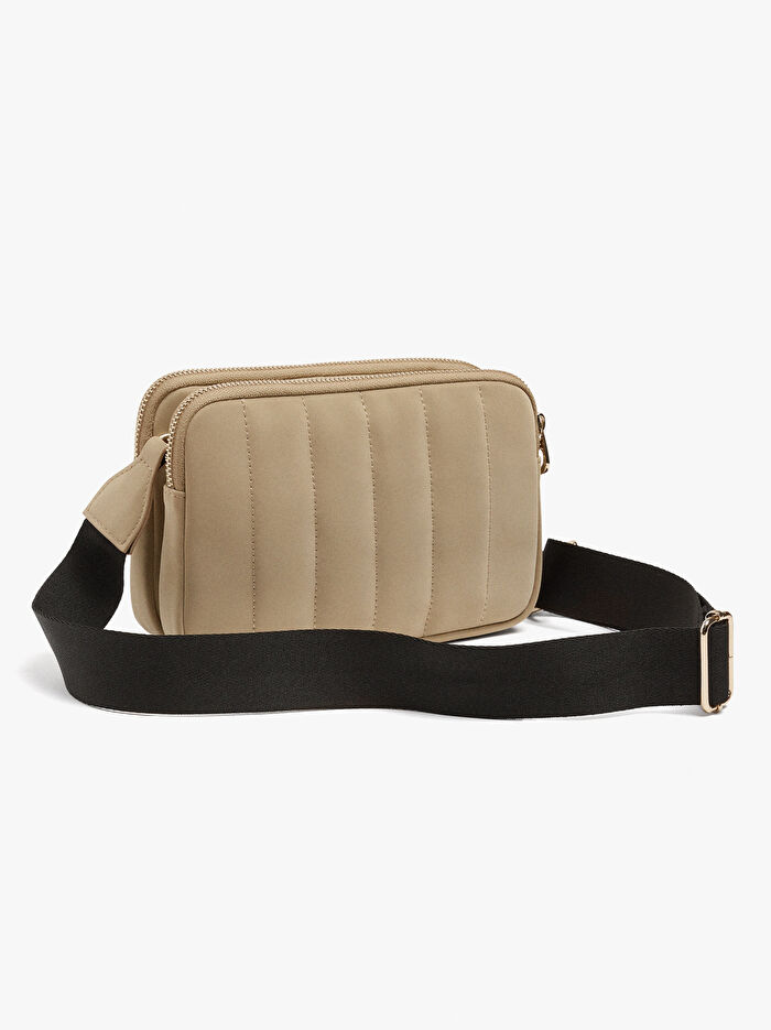 Yumuşak Dokulu Çapraz Çanta