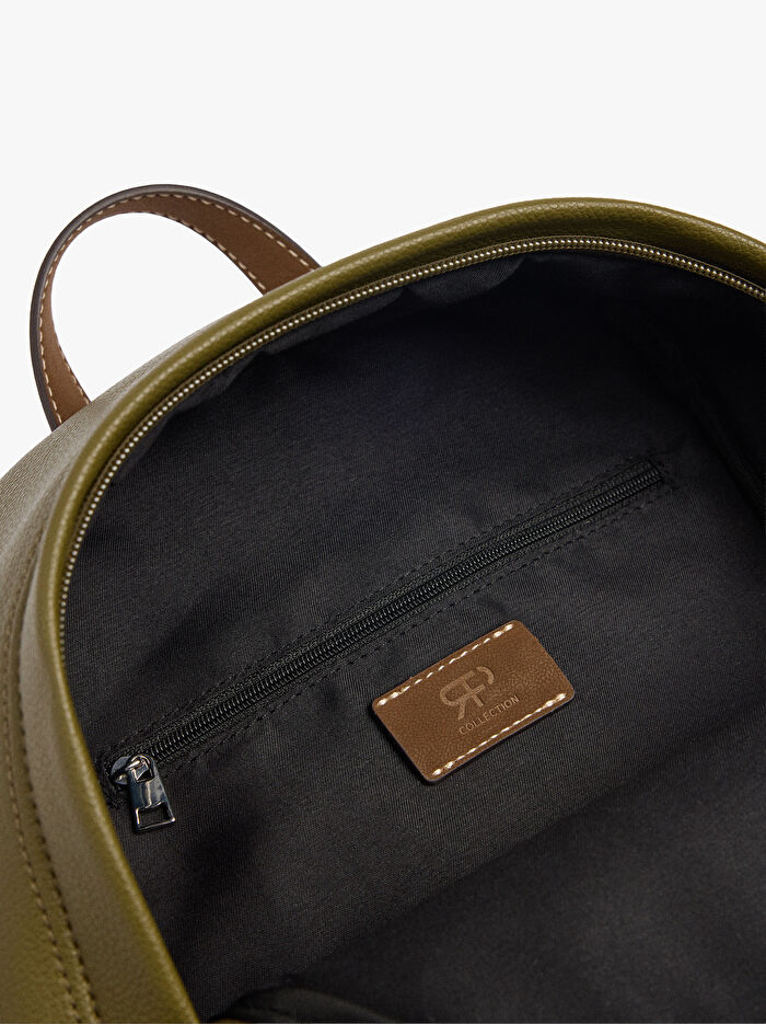 Charm'lı Basic Sırt Çantası