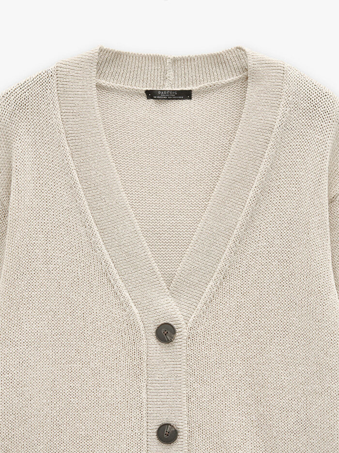 Kontrast Düğmeli Örgü Hırka